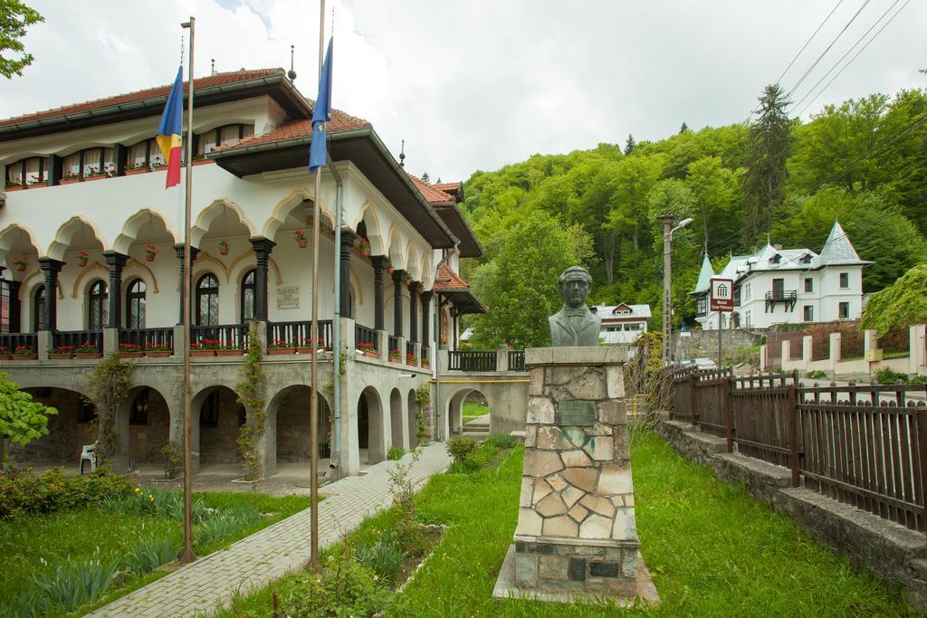 Il Piccolo Castello بوستين المظهر الخارجي الصورة